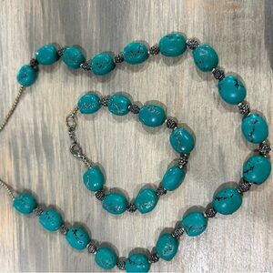 Necklace and bracelet set